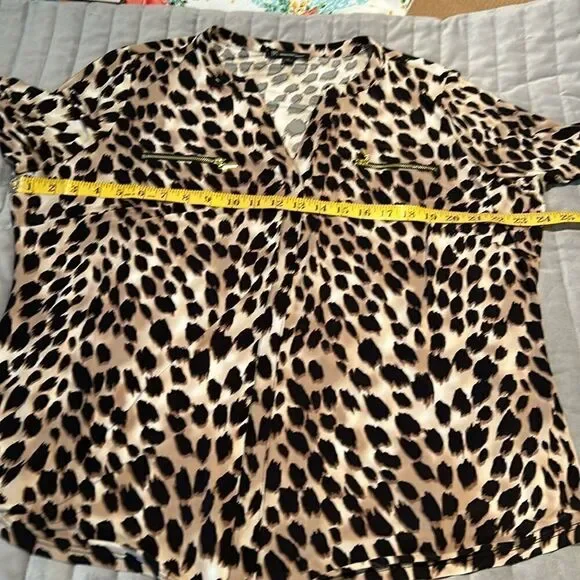 NWT International concepts leopard print, long sleeve shirt size 2X. - Picture 8 of 9